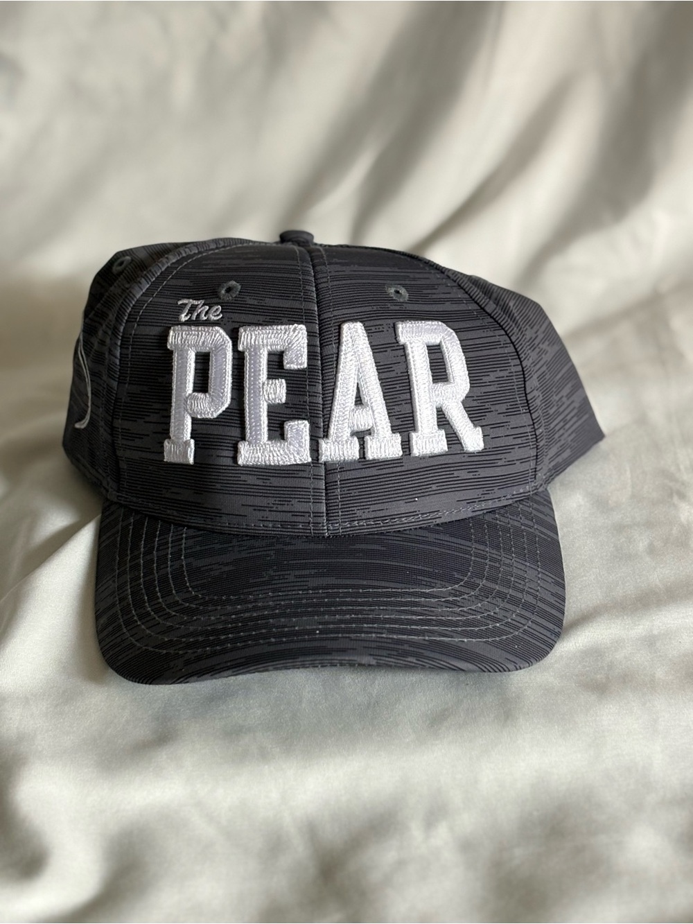 Black Men's Embroidered Baseball Cap